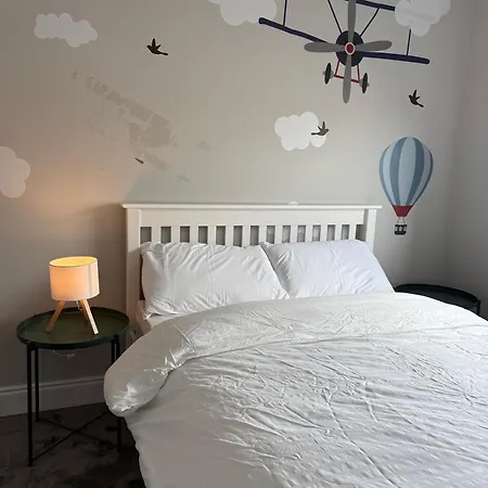 4 Bedroom In Dublin4 別荘 *