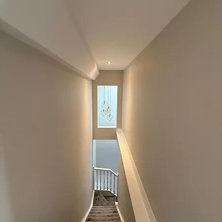 4 Bedroom In Dublin4