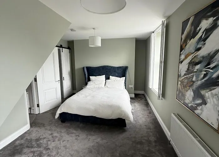 4 Bedroom In Dublin4 ダブリン